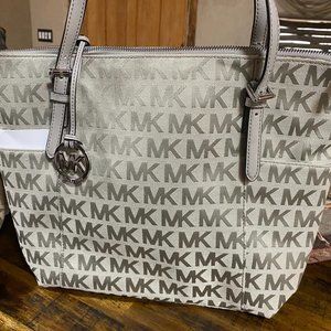 Grey Michael kors  MK monogram purse